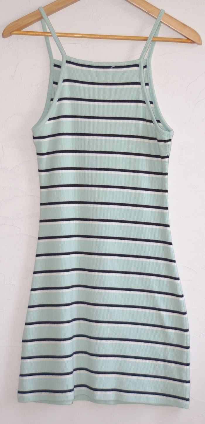 Robe à rayures - photo numéro 4