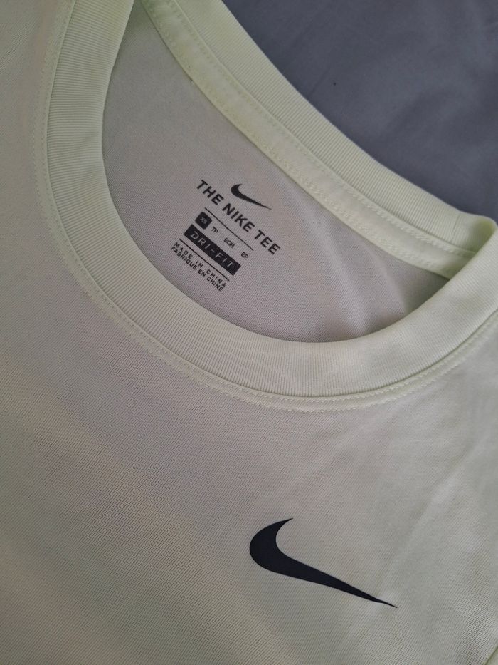 Tee shirt nike - photo numéro 2