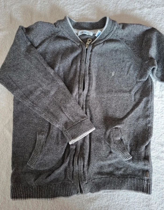 👦 6 ans gilet gris zippée dans capuche okaidi - photo numéro 2