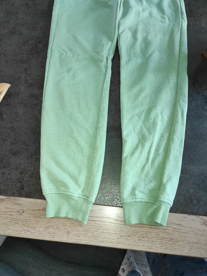Pantalon vert - photo numéro 3
