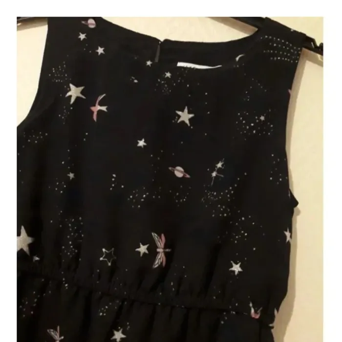 Robe pour les fêtes- motifs étoiles planète oiseaux bretelles taille 7/8 ans - photo numéro 6