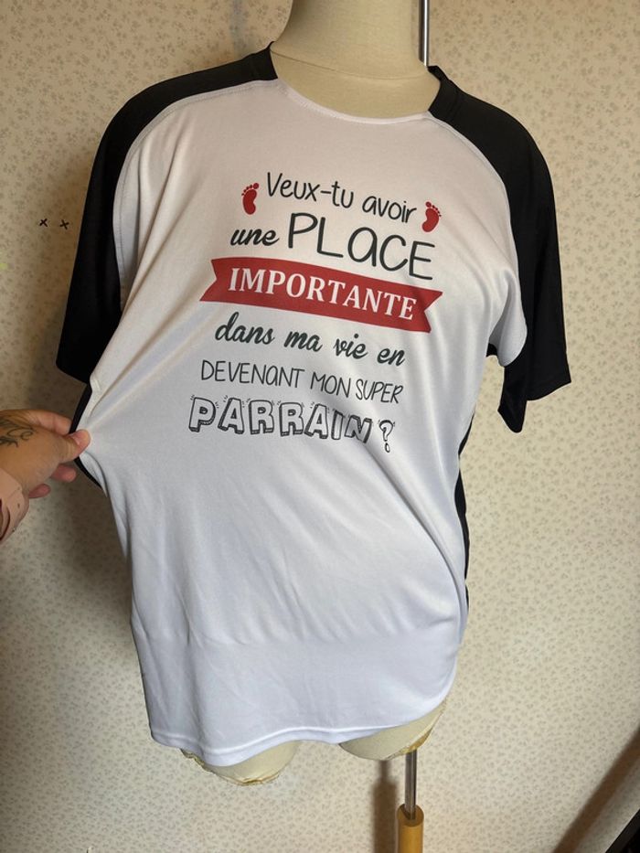 T shirt personnaliser "demande de parrain" taille 40
