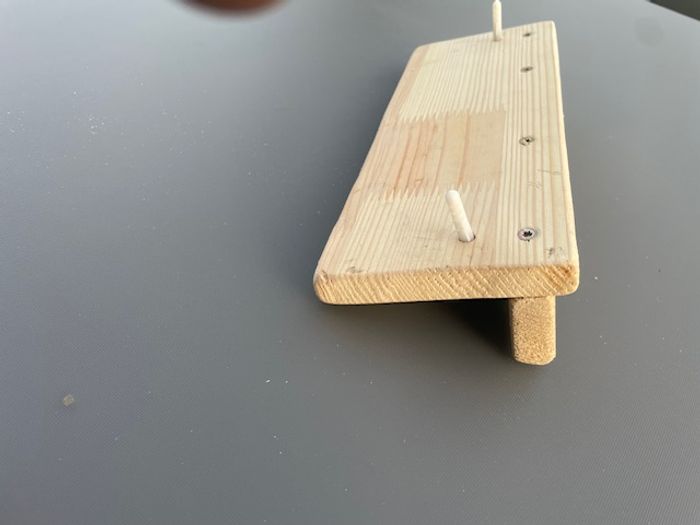 Porte-clés mural en bois fait main avec petite étagère - photo numéro 4