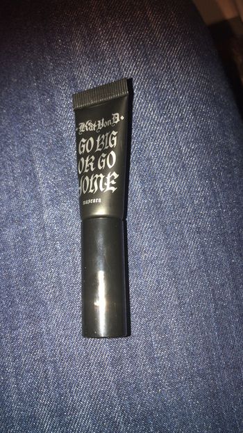 mini mascara kate von d neuf