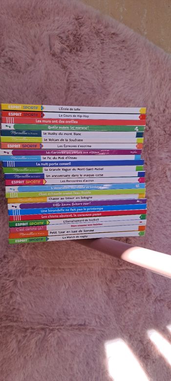 Lot 23 livres
