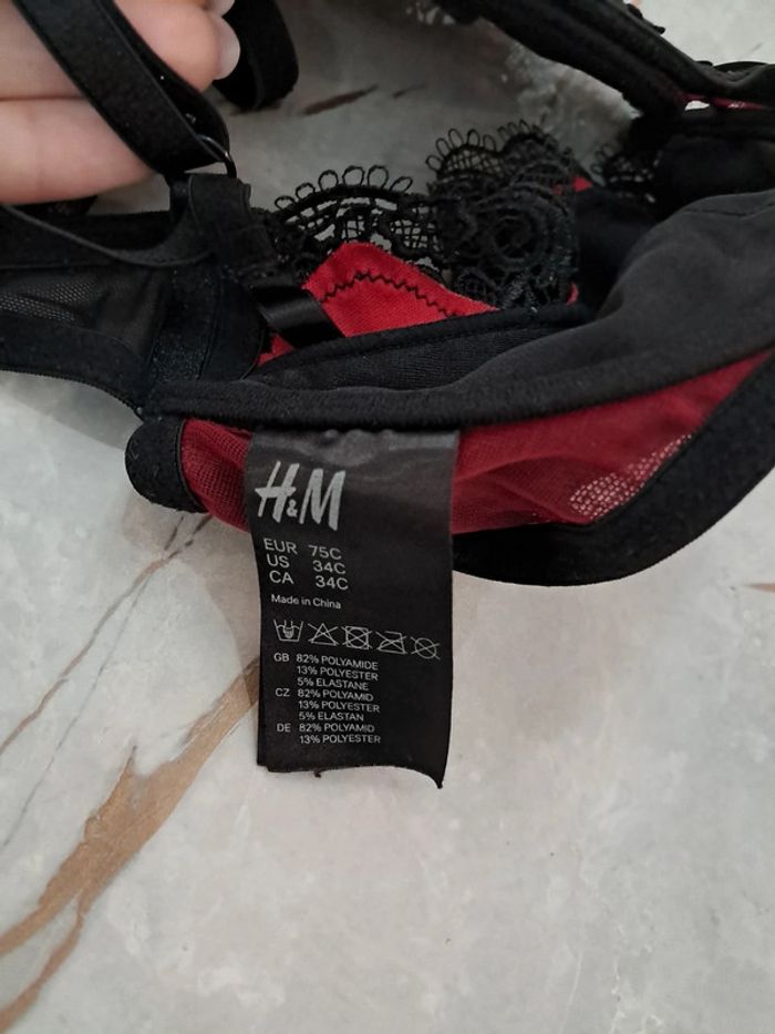 Lot de 2 Soutiens gorge H&M rouge et noir - photo numéro 4