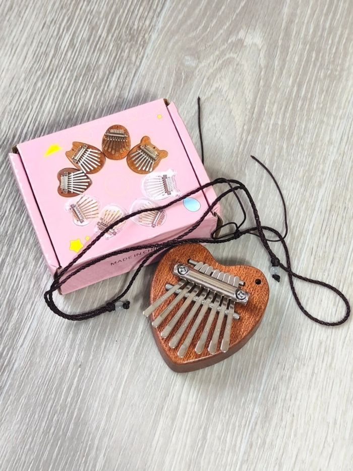 Jeu musical en bois en forme de coeur kalimba - photo numéro 5