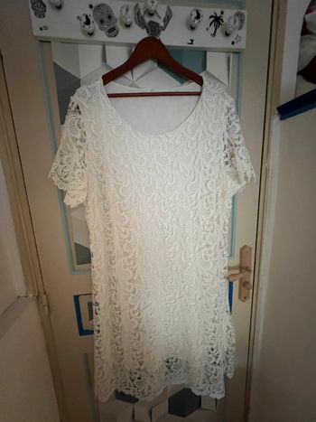 Robe dentelle