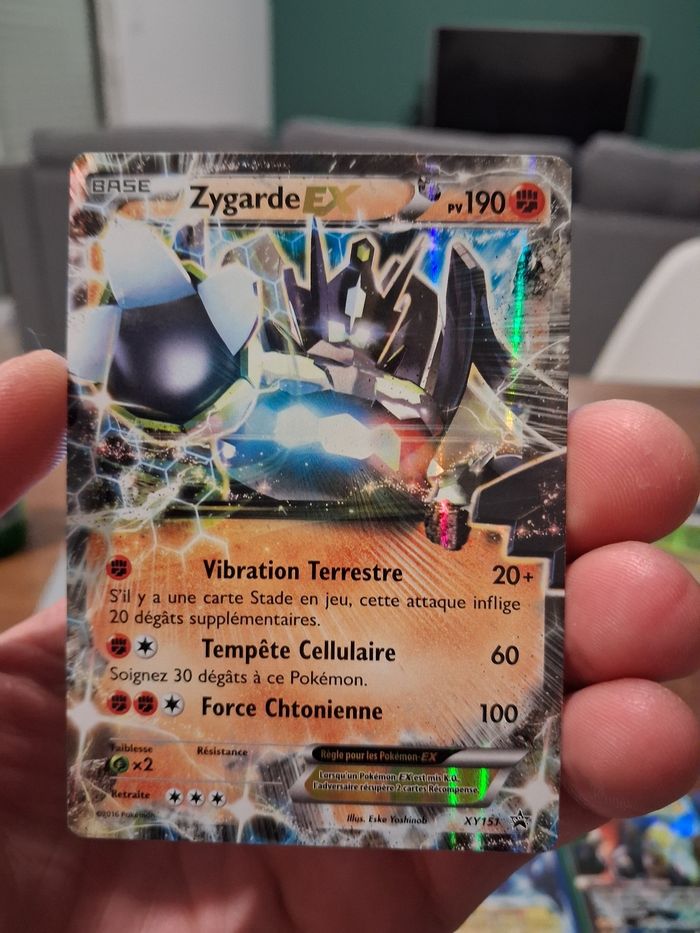 Carte Pokémon Zygarde EX XY151 Holographique