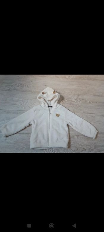 Veste molletonnée très douce  3 ans