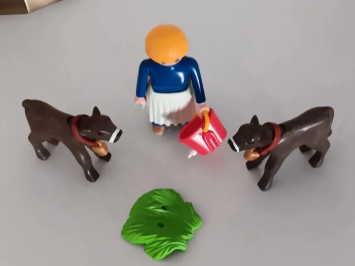 Fermière avec veaux playmobil - photo numéro 7