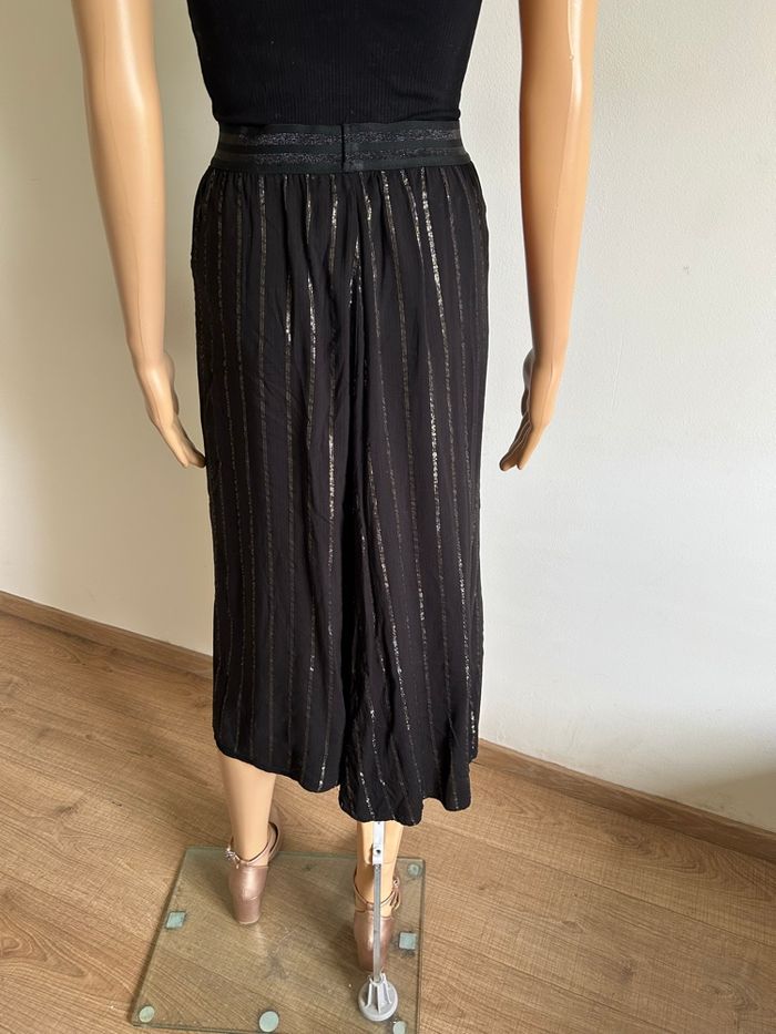 Jupe noire et brillante mi longue LPB Woman taille 38 TBE - photo numéro 5