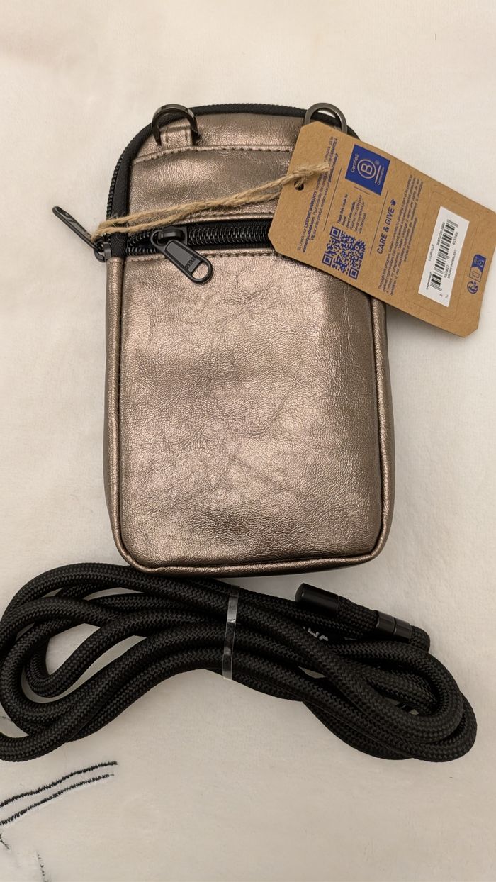 Pochette téléphone cabaia - photo numéro 2