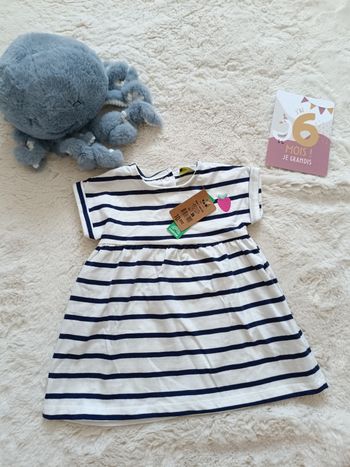 Robe tape a l'oeil 6 mois