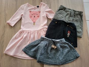 Lot de 3 jupes et 1 robe en 6 ans