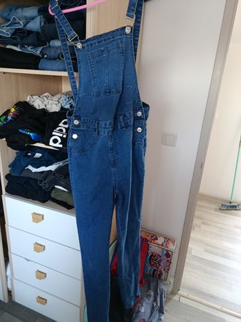 Salopette jeans de grossesse 