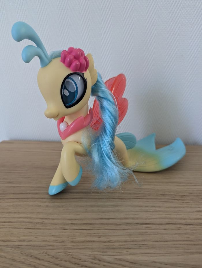 Grand My little Pony g4 princesse skystar - photo numéro 3
