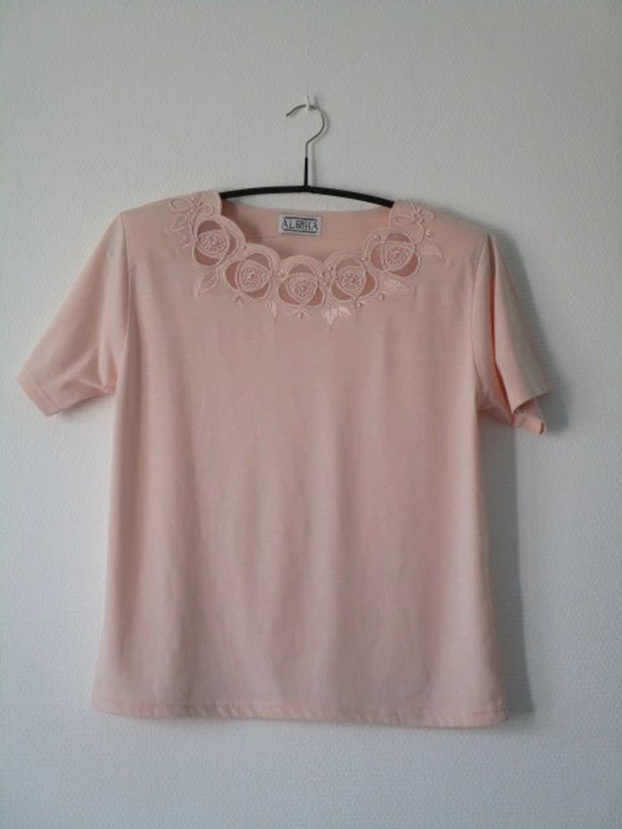 T-shirt vintage saumon 42 TBE - photo numéro 7