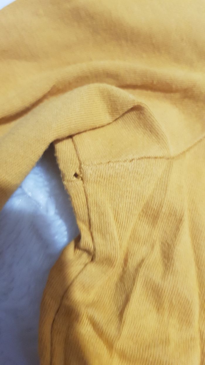 T-shirt a manche longuemoutarde - photo numéro 3