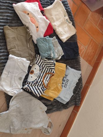 Lot de 11 vêtements 36 mois
