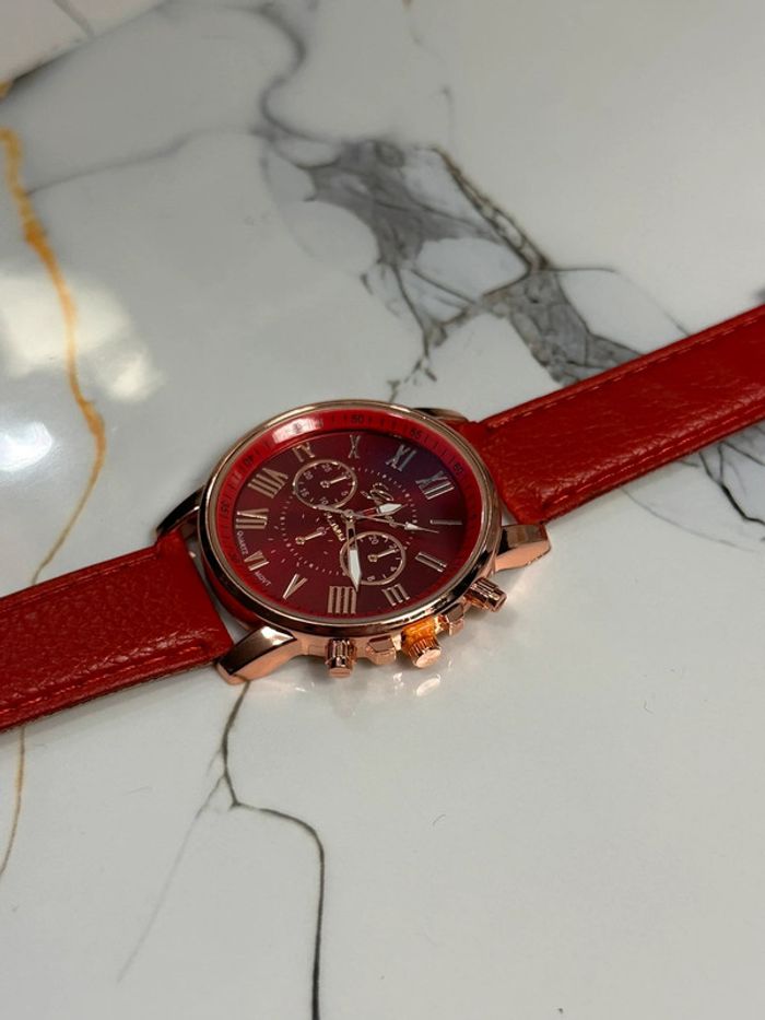 Montre Rouge « Geneva » Mixte Neuve - photo numéro 6