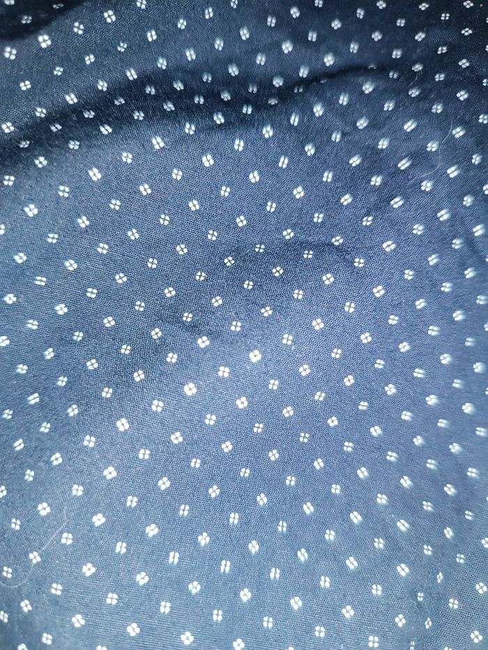 Chemise bleu marine motif blanc - photo numéro 2