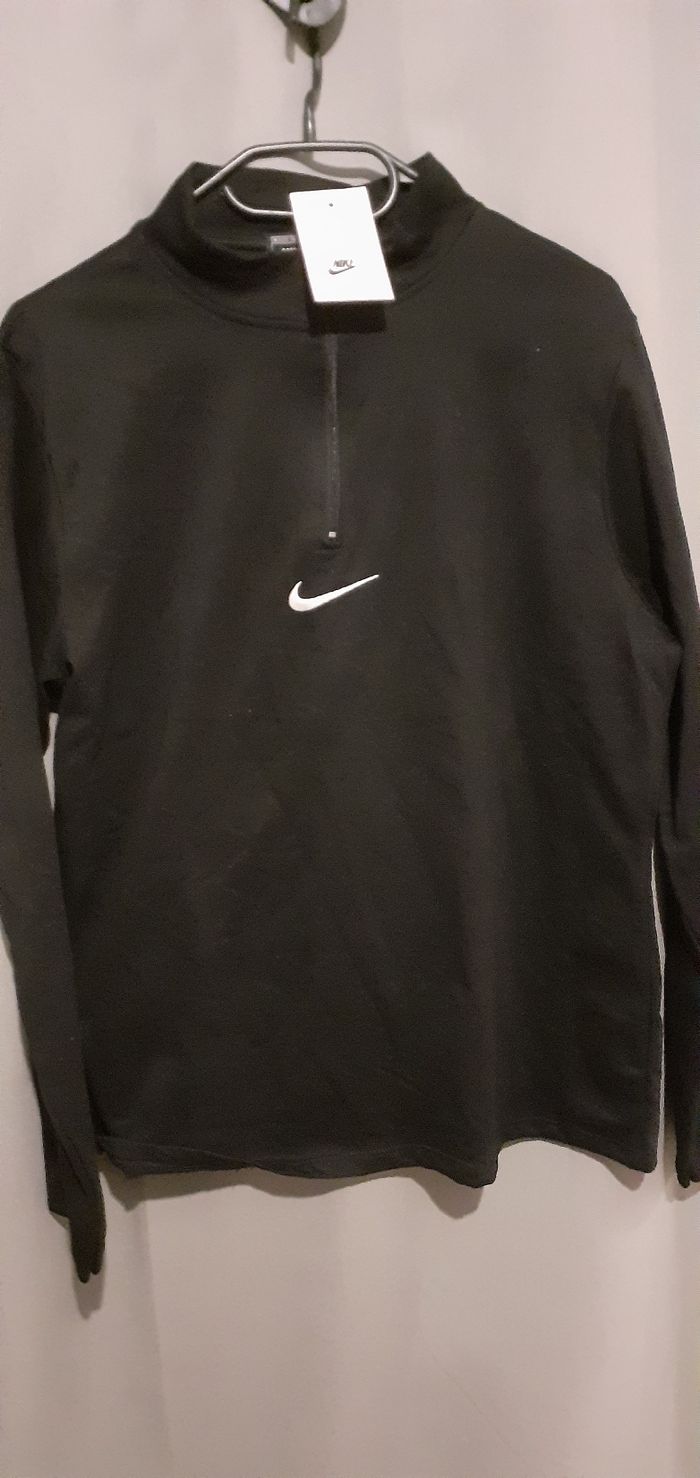 Pull xl - photo numéro 3