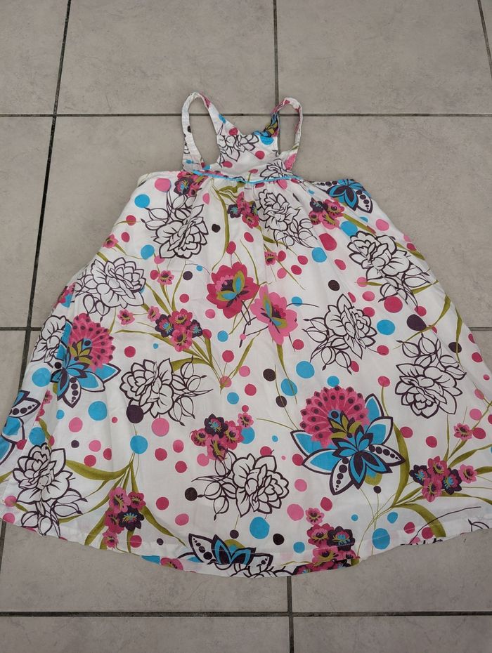 Robe fleurie à volants 8 ans - photo numéro 4