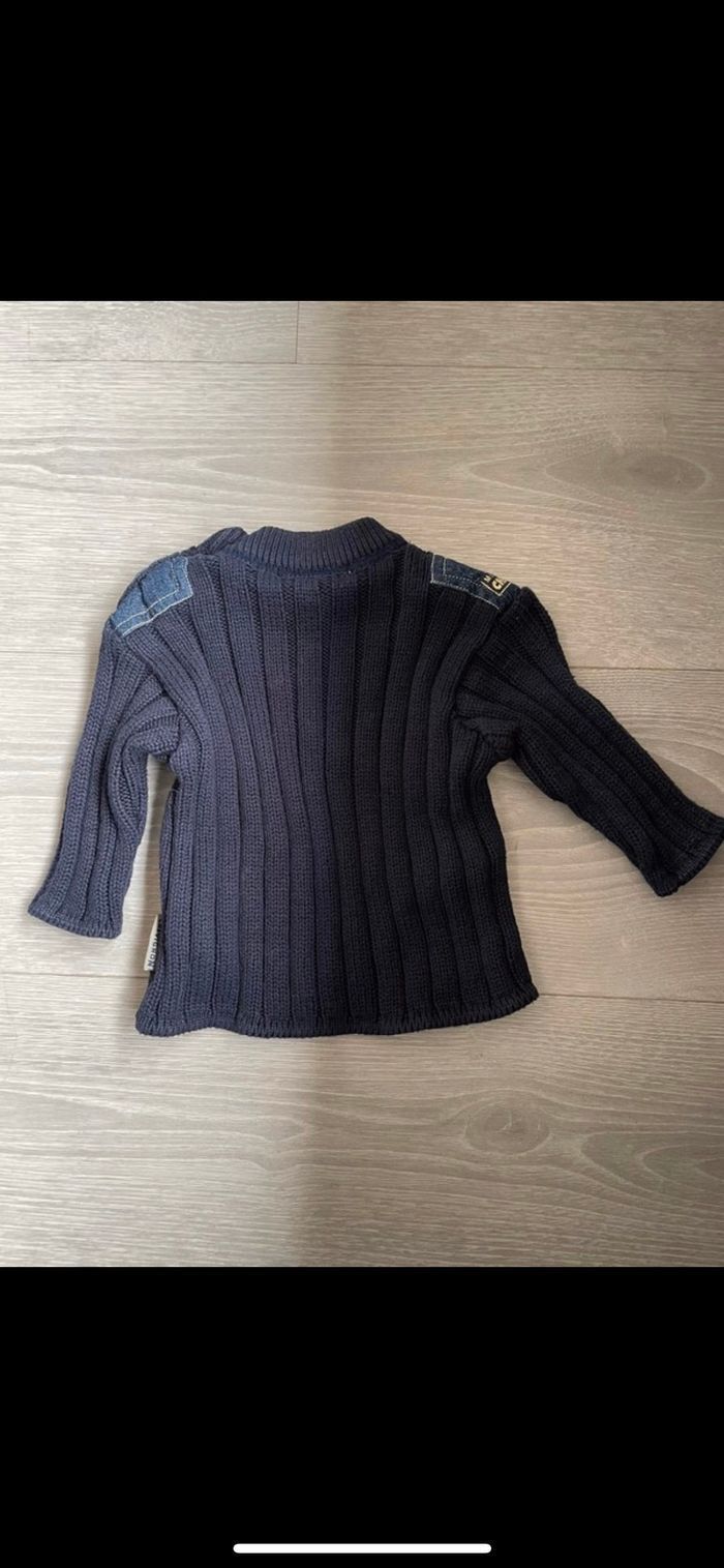 Pull chevignon taille 3 mois - photo numéro 2