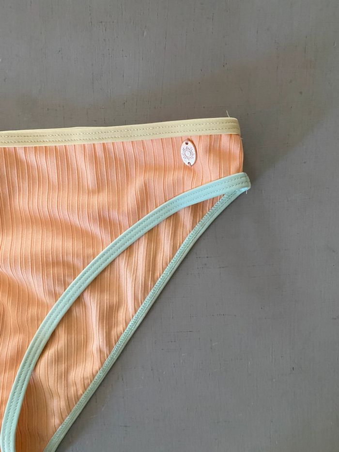 Maillot de bain Les Tropéziennes deux pièces taille S - photo numéro 2
