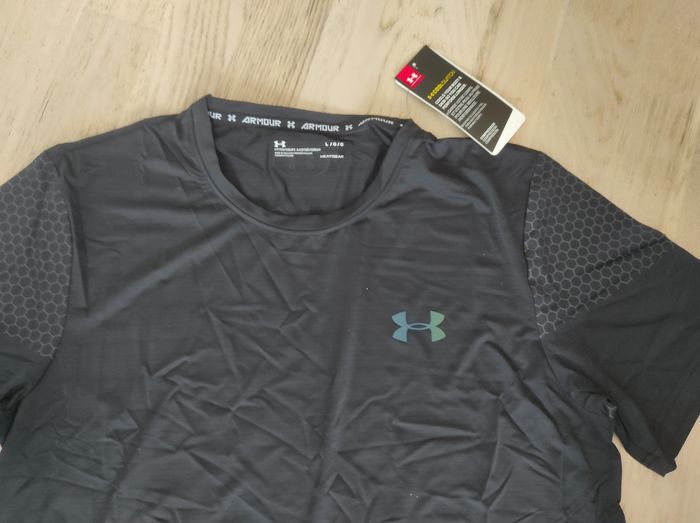 T-shirt under armour - photo numéro 3