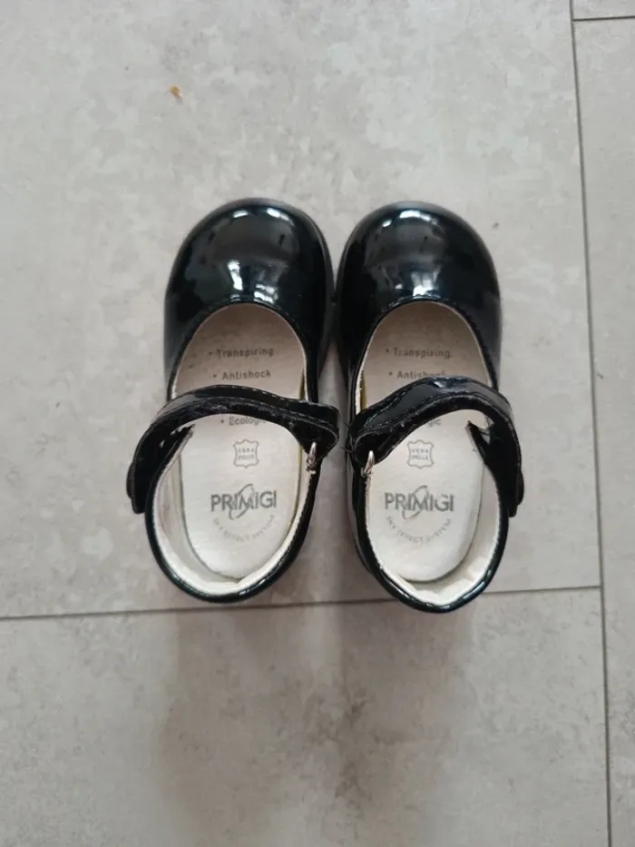 Chaussures vernis primigi 22 - photo numéro 3