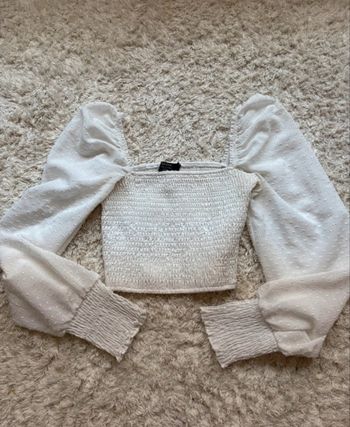Blouse blanche à manches bouffantes 🤍 élégante et intemporelle