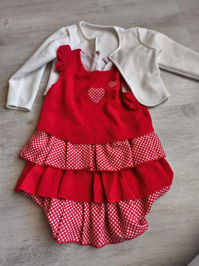 Robe avec cache coeur