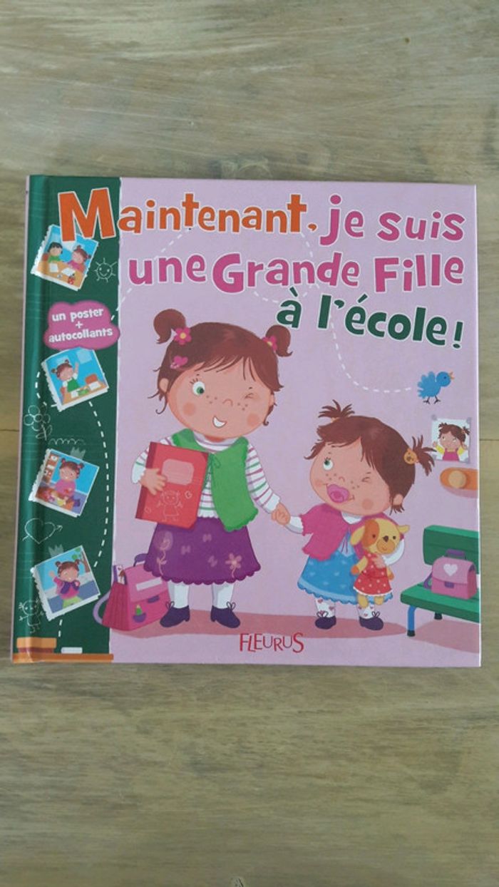 Maintenant je suis en grande fille à l'école