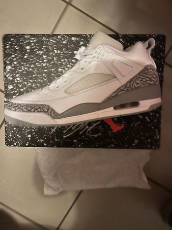 Baskets Jordan neuves