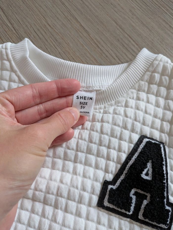 Pull shein 5ans - photo numéro 3