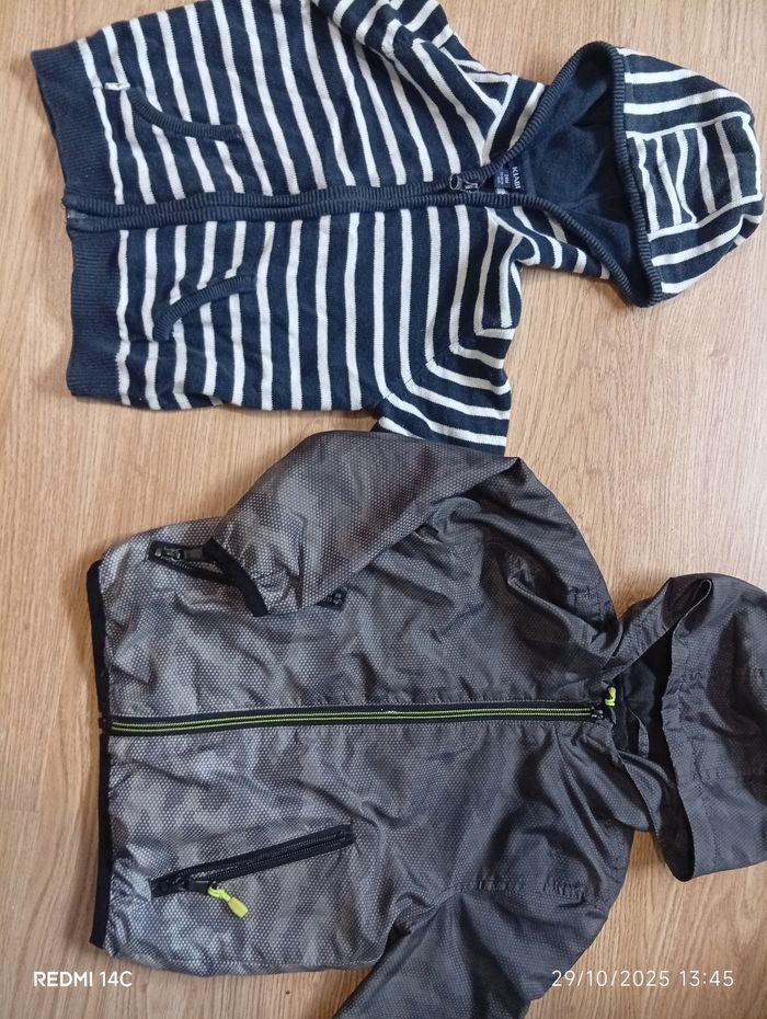 Lot 2 vestes garçon 24m - photo numéro 4