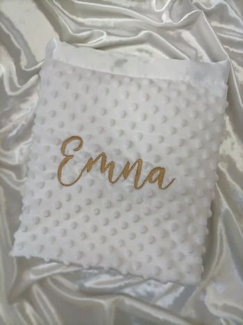 Couverture accompagné de son doudou