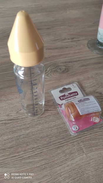 Biberon en verre + tétine neuves