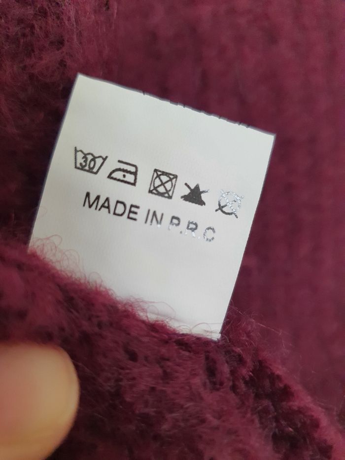 Pull cardigan laine broche dorée - photo numéro 6