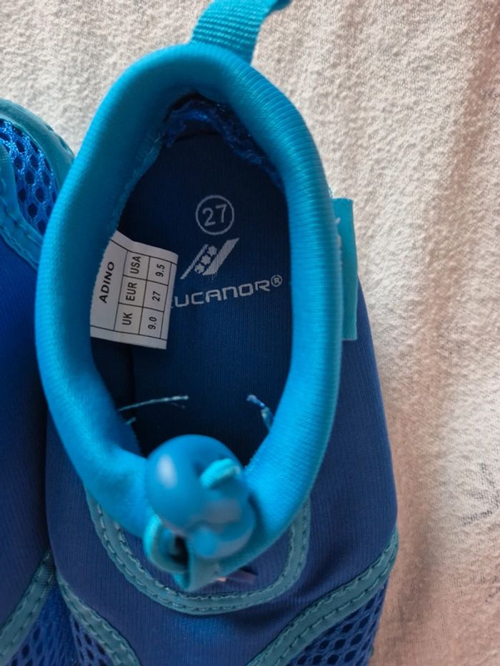 Chaussures d'eau jamais porté Taille 27 - photo numéro 5