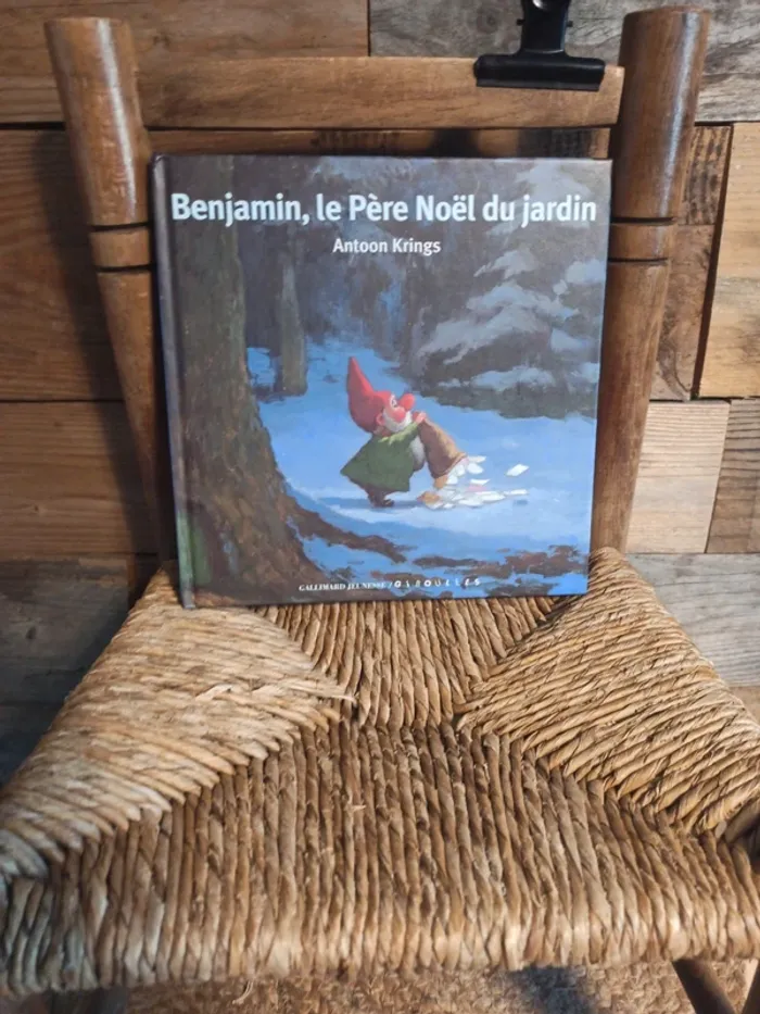 Livre Les drôles de petites bêtes Benjamin le père noël du jardin tbe - photo numéro 2