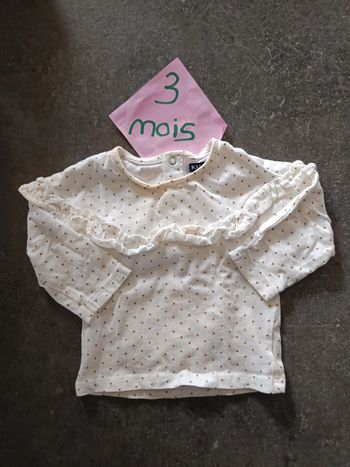 Haut blanc ronds dorés 3 mois