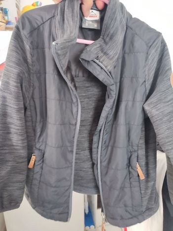 #kytie6ansgarcon. Veste matelassé taille 6 ans