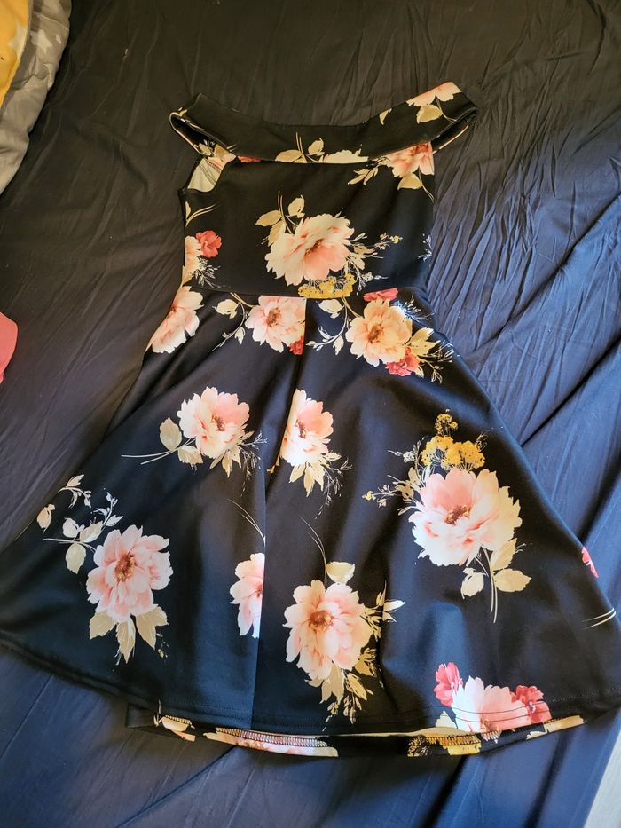 Robes tailles 38 2 euros pièce - photo numéro 3