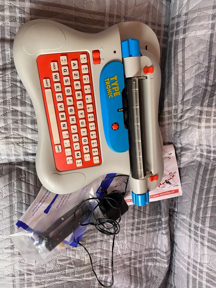 Machine à écrire jouet