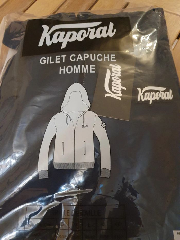 Magnifique gilet à Capuche type haut de jogging beu marine kaporal taille XL - photo numéro 10