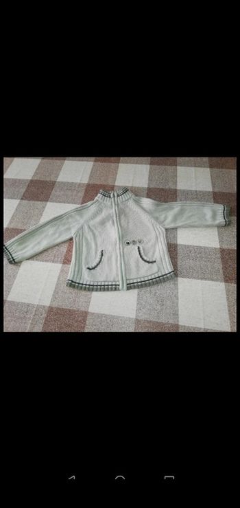 Gilet zip 3 ans vert pâle
