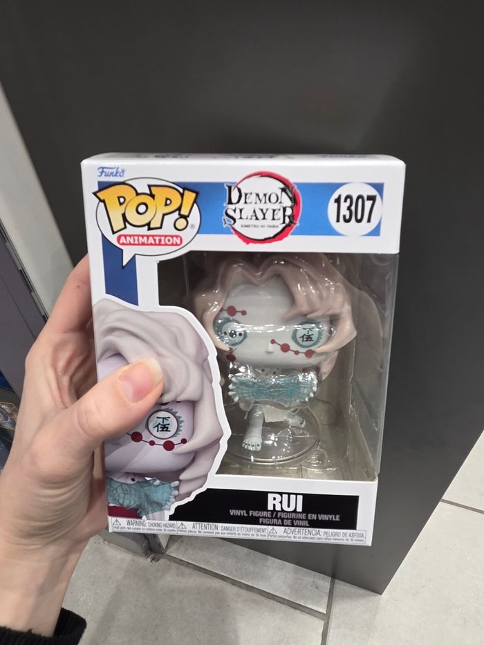 Figurine pop rui demon slayer
